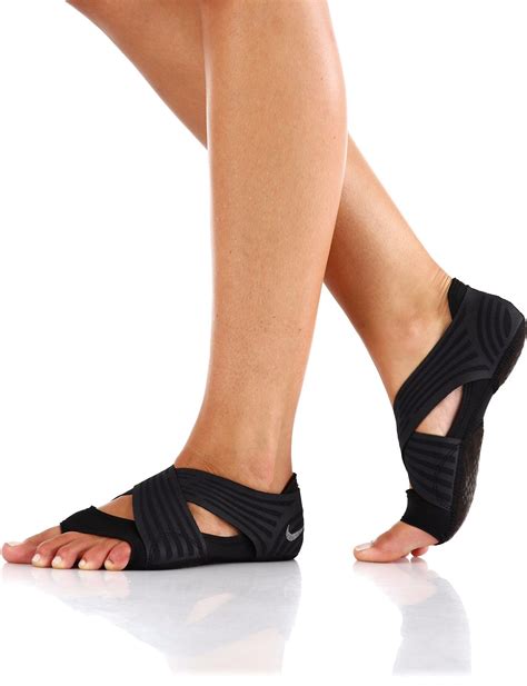 pilates shoes with arch support